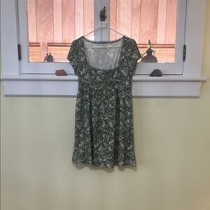 No Boundaries Green Floral Tunic Top